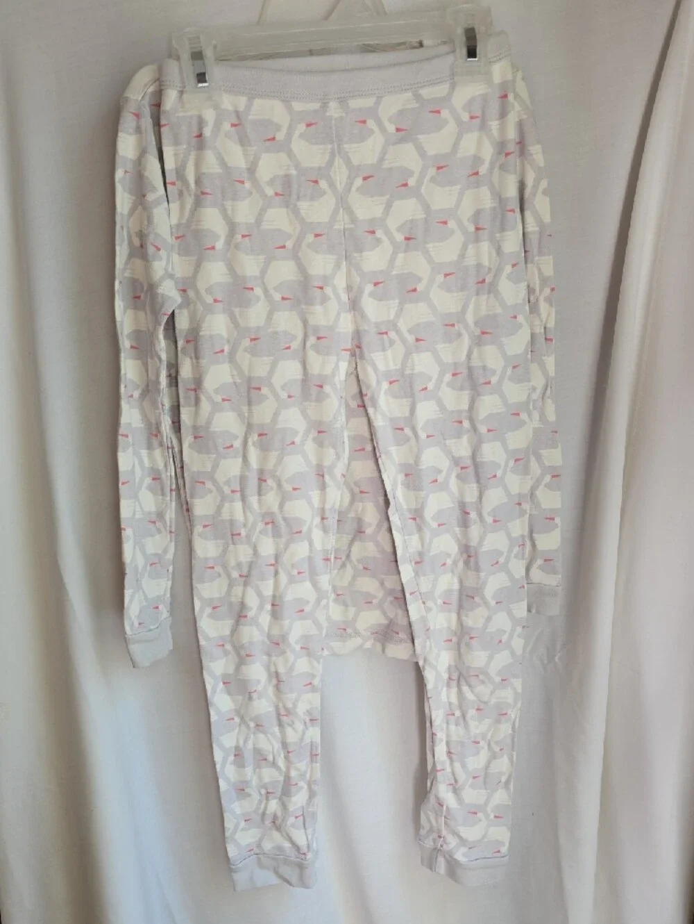 Tea Collection White and Gray Geometric Swan Kids Pajama Set